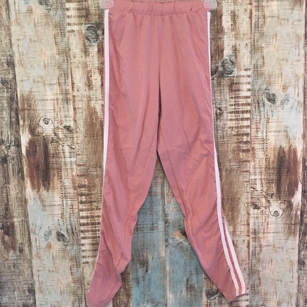 Workout clothes - Picture 3 of 6